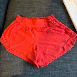Red Lulu Lemon LR Hotty Hot shorts 2.5 Inch